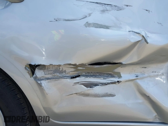 2019 Nissan Versa SV z VIN 3N1CN7AP7KL804002, wystawiony jako IAAI lot #42134636 z przebiegiem 75 107 mil mil oraz . Historia ofert i sprzedaży dostępna na DreamBid. Obrazek 14.
