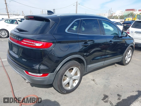 2017 Lincoln MKC Premiere with VIN 5LMCJ1C99HUL03978, listed as a IAAI auction lot 41602939 with 127,078 mi miles and . Bid and sale history available at DreamBid. Image 4.