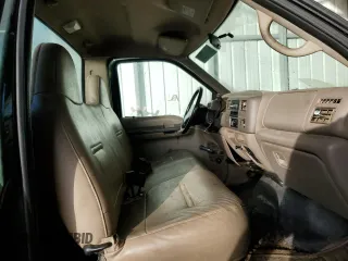 2000 Ford Super Duty F-250 XL with VIN 1FTNF20L8YEA47432, listed as a Copart auction lot 86127524 with 186,938 mi miles and Salvage Title. Bid and sale history available at carsss.com. Image 7.