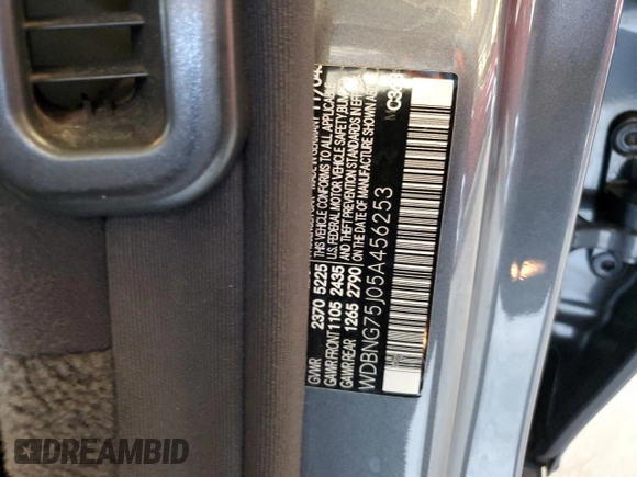 2005 Mercedes-Benz S 500 with VIN WDBNG75J05A456253, listed as a Copart auction lot 60942685 with 290,351 mi miles and Clean title. Bid and sale history available at DreamBid. Image 12.