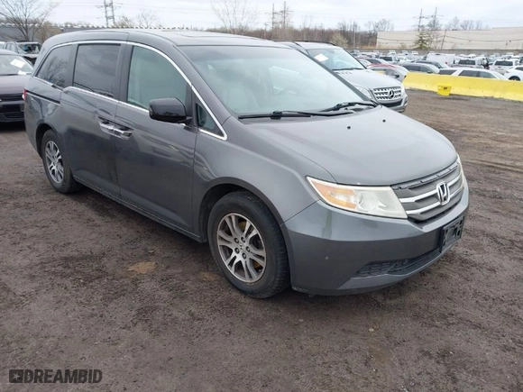 2011 Honda Odyssey EX-L with VIN 5FNRL5H61BB036921, listed as a IAAI auction lot 41939802 with 126,656 mi miles. Bid and sale history available at carsss.com. Image 1.