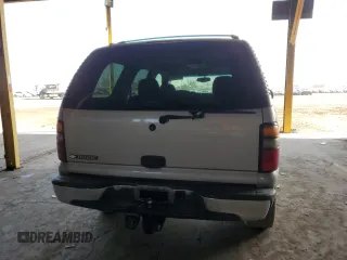 2006 Chevrolet Tahoe LS with VIN 1GNEC13V56R157805, listed as a Copart auction lot 42767595 with 356,062 mi miles and Salvage Title. Bid and sale history available at carsss.com. Image 6.