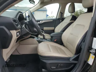 2020 Ford Escape SE Sport Hybrid z VIN 1FMCU0BZ2LUB13387, wystawiony jako Copart lot #50633985 z przebiegiem 106 319 mil mil oraz Nie do naprawy • Non repairable. Historia ofert i sprzedaży dostępna na DreamBid. Obrazek 7.