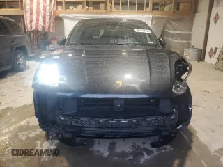 2021 Porsche Macan with VIN WP1AA2A50MLB04711, listed as a Copart auction lot 47349055 with 34,539 mi miles and Salvage Title. Bid and sale history available at DreamBid. Image 5.