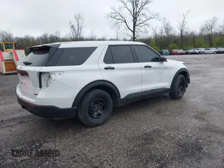 2021 Ford Police Interceptor with VIN 1FM5K8AC2MGC33023, listed as a IAAI auction lot 41497657 with 149,986 mi miles and . Bid and sale history available at DreamBid. Image 4.