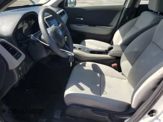 2022 Honda HR-V LX with VIN 3CZRU6H33NM709095, listed as a Copart auction lot 50504295 with 108,605 mi miles and Salvage Title. Bid and sale history available at carsss.com. Image 7.