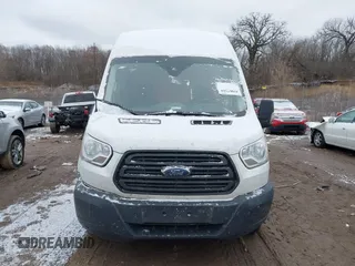 2017 Ford Transit z VIN 1FTYR3XM1HKA71226, wystawiony jako IAAI lot #41067318 z przebiegiem 469 620 mil mil oraz . Historia ofert i sprzedaży dostępna na DreamBid. Obrazek 12.