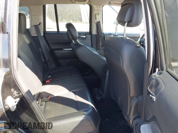 2014 Jeep Compass Latitude with VIN 1C4NJDEBXED551427, listed as a IAAI auction lot 41863047 with 75,913 mi miles. Bid and sale history available at carsss.com. Image 8.