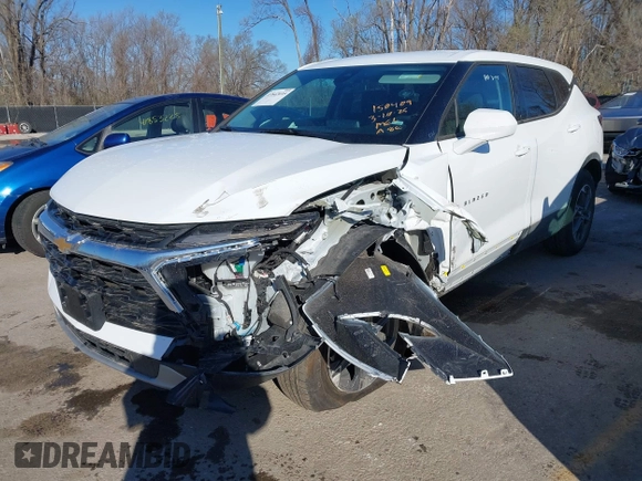 2025 Chevrolet Blazer LT with VIN 3GNKBHR41SS150662, listed as a IAAI auction lot 41842035 with 9,087 mi miles and . Bid and sale history available at DreamBid. Image 6.