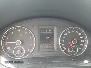 2010 Volkswagen Jetta Limited Edition with VIN 3VWAX7AJ8AM152734, listed as a Copart auction lot 58583775 with 122,734 mi miles and Non repairable. Bid and sale history available at DreamBid. Image 9.