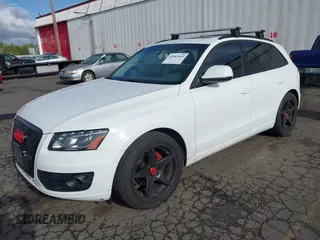 2012 Audi Q5 2.0T Premium Plus with VIN WA1LFAFP7CA015092, listed as a IAAI auction lot 42087063 with 188,475 mi miles. Bid and sale history available at carsss.com. Image 2.