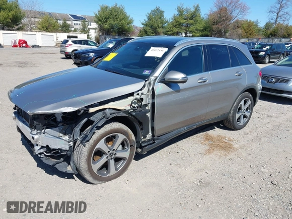 2019 Mercedes-Benz GLC 300 z VIN WDC0G4KB1KV128569, wystawiony jako IAAI lot #41822156 z przebiegiem 60 144 mil mil oraz . Historia ofert i sprzedaży dostępna na DreamBid. Obrazek 2.