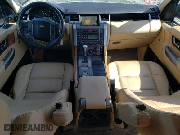 2006 Land Rover Range Rover Sport HSE z VIN SALSF25496A962842, wystawiony jako Copart lot #56920055 z przebiegiem 109 664 mil mil oraz Czysty tytuł • Clean title. Historia ofert i sprzedaży dostępna na DreamBid. Obrazek 8.