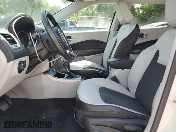 2019 Jeep Compass Altitude с VIN 3C4NJCBB2KT685935, выставлен на аукционе Copart как лот 60409335 с пробегом 116 358 миль миль и Списание • Salvage title. История ставок и продаж доступна на DreamBid. Изображение 7.