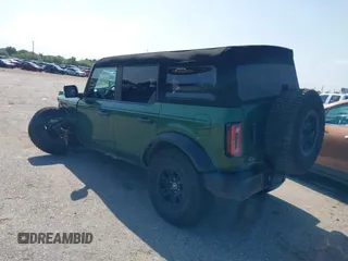 2023 Ford Bronco с VIN 1FMEE5DP0PLB60332, выставлен на аукционе IAAI как лот 42200832 с пробегом 54 921 миль миль и . История ставок и продаж доступна на DreamBid. Изображение 3.