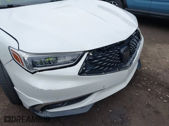 2019 Acura TLX w/Advance Pkg with VIN 19UUB3F84KA003847, listed as a IAAI auction lot 41735006 with 999,999 mi miles. Bid and sale history available at carsss.com. Image 16.