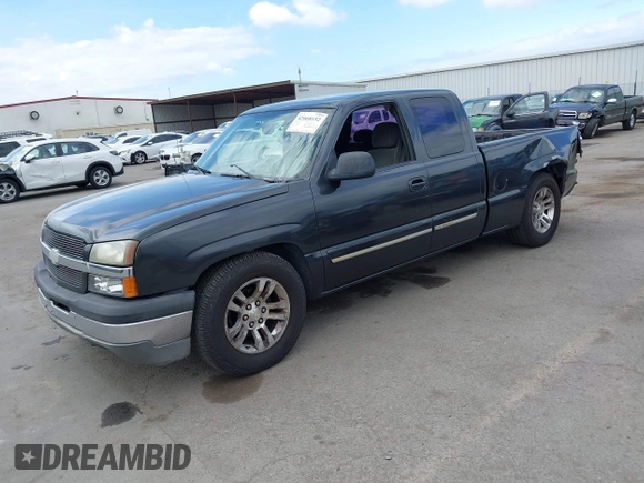 2004 Chevrolet Silverado 1500 LS with VIN 2GCEC19V241233129, listed as a IAAI auction lot 42068152 with 220,636 mi miles and . Bid and sale history available at DreamBid. Image 2.