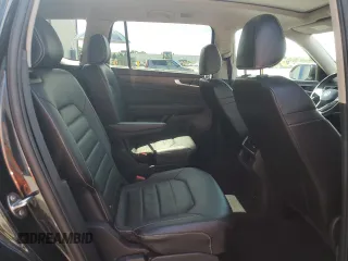 2024 Volkswagen Atlas SEL with VIN 1V2BR2CA9RC545090, listed as a Copart auction lot 61136825 with 18,248 mi miles and Non repairable. Bid and sale history available at DreamBid. Image 11.