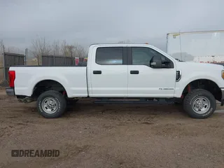2018 Ford Super Duty F-250 SRW XL with VIN 1FT7W2BTXJEB32087, listed as a IAAI auction lot 41947573 with 188,909 mi miles. Bid and sale history available at carsss.com. Image 13.