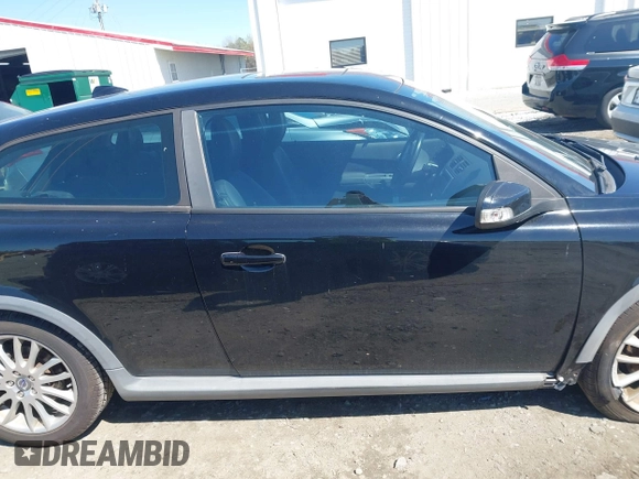 2010 Volvo C30 with VIN YV1672MK6A2178721, listed as a IAAI auction lot 41855907 with 137,362 mi miles and . Bid and sale history available at DreamBid. Image 13.