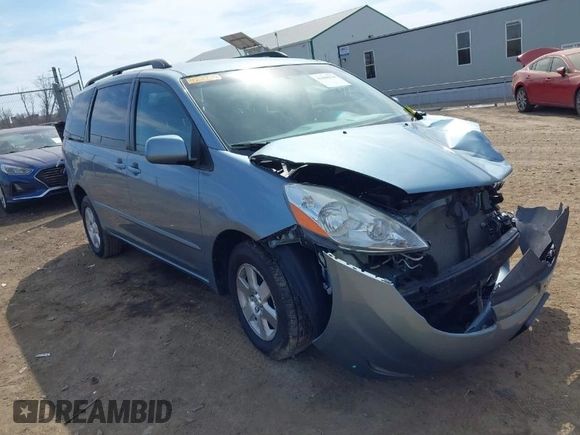 2006 Toyota Sienna XLE with VIN 5TDZA22C66S427793, listed as a IAAI auction lot 41804276 with 118,718 mi miles. Bid and sale history available at carsss.com. Image 1.