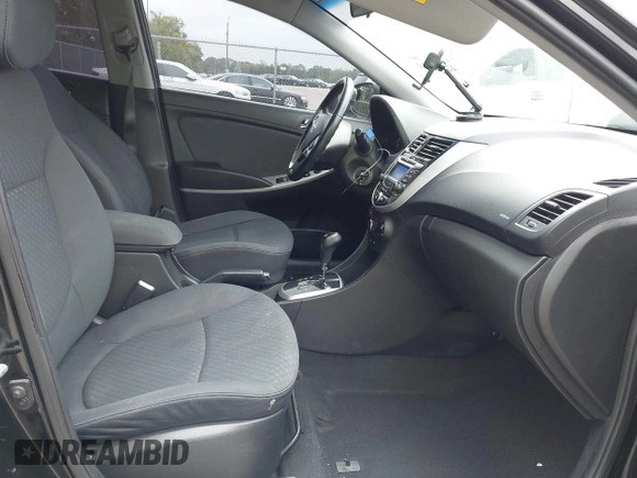 2013 Hyundai Accent SE with VIN KMHCU5AE8DU109616, listed as a IAAI auction lot 42051364 with 96,739 mi miles. Bid and sale history available at carsss.com. Image 5.