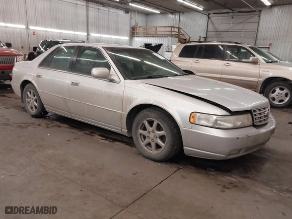 2003 Cadillac Seville Luxury SLS with VIN 1G6KS54Y93U200813, listed as a IAAI auction lot 41544661 with 159,550 mi miles. Bid and sale history available at carsss.com. Image 1.