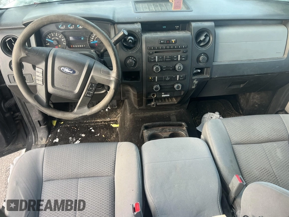 2013 Ford F-150 XL z VIN 1FTFX1EF3DFA70846, wystawiony jako IAAI lot #41614387 z przebiegiem 138 181 mil mil oraz . Historia ofert i sprzedaży dostępna na DreamBid. Obrazek 10.