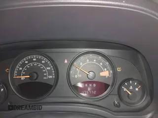 2016 Jeep Compass Sport with VIN 1C4NJDBB1GD626698, listed as a IAAI auction lot 42296053 with 175,772 mi miles and . Bid and sale history available at DreamBid. Image 7.