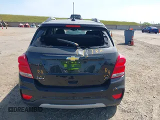 2019 Chevrolet Trax LT with VIN KL7CJLSB0KB918698, listed as a IAAI auction lot 42054006 with Not Provided miles and . Bid and sale history available at carsss.com. Image 6.