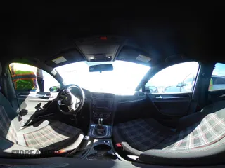 2017 Volkswagen GTI S z VIN 3VW447AU3HM033323, wystawiony jako IAAI lot #41654572 z przebiegiem 114 741 mil mil oraz . Historia ofert i sprzedaży dostępna na DreamBid. Obrazek 19.