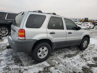 2007 Ford Escape XLS with VIN 1FMYU02Z17KA14079, listed as a Copart auction lot 41505575 with 149,134 mi miles and Salvage Title. Bid and sale history available at carsss.com. Image 3.