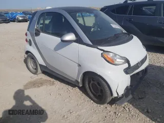 2013 Smart fortwo Pure with VIN WMEEJ3BA6DK685336, listed as a Copart auction lot 52545885 with Not provided miles and Salvage title. Bid and sale history available at DreamBid. Image 4.