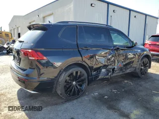 2021 Volkswagen Tiguan SE with VIN 3VV3B7AX6MM152896, listed as a Copart auction lot 58004705 with 62,997 mi miles and Salvage title. Bid and sale history available at DreamBid. Image 3.