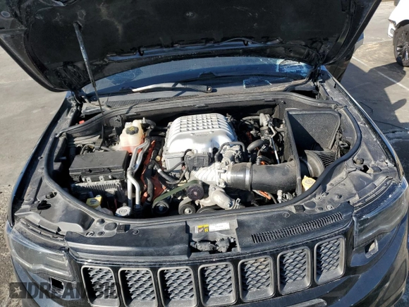 2020 Jeep Grand Cherokee Trackhawk with VIN 1C4RJFN9XLC366324, listed as a Copart auction lot 46372135 with 30,252 mi miles and Clean title. Bid and sale history available at DreamBid. Image 12.