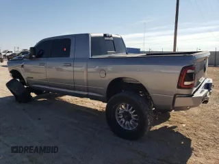 2022 Ram 2500 Big Horn z VIN 3C6UR5ML6NG342037, wystawiony jako Copart lot #88340935 z przebiegiem 45 208 mil mil oraz Szkoda całkowita • Salvage title. Historia ofert i sprzedaży dostępna na DreamBid. Obrazek 2.