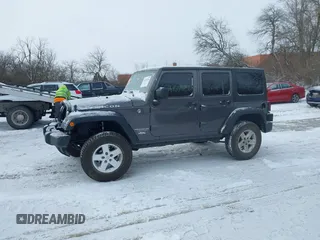 2016 Jeep Wrangler Unlimited Rubicon with VIN 1C4BJWFG7GL192698, listed as a IAAI auction lot 41603236 with 69,620 mi miles. Bid and sale history available at carsss.com. Image 14.