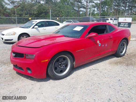 2013 Chevrolet Camaro LS with VIN 2G1FA1E32D9199332, listed as a IAAI auction lot 42071419 with 215,102 mi miles. Bid and sale history available at carsss.com. Image 17.