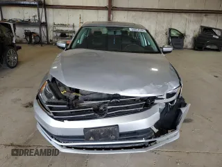 2015 Volkswagen Jetta SE with VIN 3VWD07AJ4FM404097, listed as a Copart auction lot 55054165 with 107,803 mi miles and Salvage title. Bid and sale history available at DreamBid. Image 5.