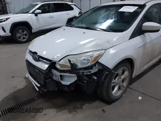 2012 Ford Focus SE с VIN 1FAHP3F2XCL429258, выставлен на аукционе IAAI как лот 41906572 с пробегом 225 451 миль миль и . История ставок и продаж доступна на DreamBid. Изображение 6.