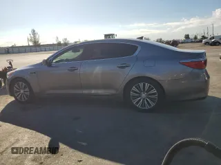 2016 Kia K900 Luxury with VIN KNALU4D3XG6031483, listed as a Copart auction lot 82570674 with 92,402 mi miles and Salvage Title. Bid and sale history available at carsss.com. Image 2.