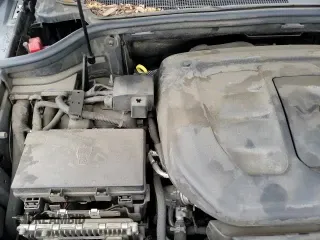 2019 Jeep Grand Cherokee Limited с VIN 1C4RJEBG2KC715388, выставлен на аукционе Copart как лот 81838805 с пробегом 118 558 миль миль и Списание • Salvage title. История ставок и продаж доступна на DreamBid. Изображение 16.
