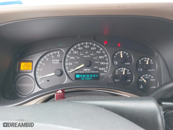 2001 Chevrolet Tahoe LT with VIN 1GNEC13T51R158637, listed as a IAAI auction lot 41718610 with 101,984 mi miles. Bid and sale history available at carsss.com. Image 7.