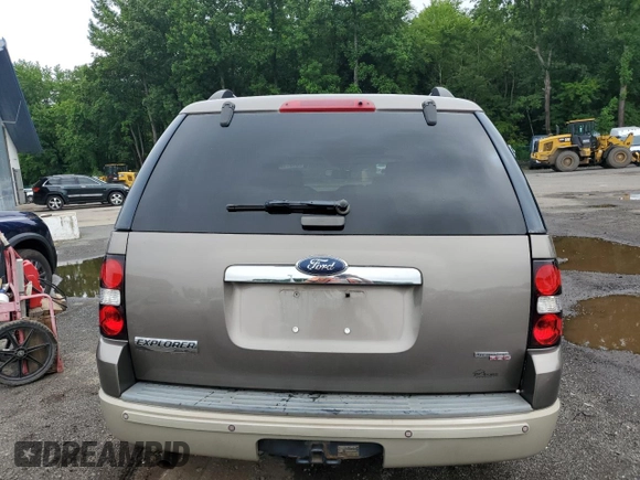 2006 Ford Explorer Eddie Bauer с VIN 1FMEU74EX6UB48677, выставлен на аукционе Copart как лот 64091645 с пробегом 157 426 миль миль и Списание • Salvage title. История ставок и продаж доступна на DreamBid. Изображение 6.