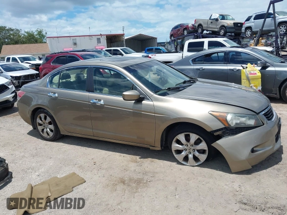 2010 Honda Accord EX-L z VIN 1HGCP3F88AA007606, wystawiony jako IAAI lot #42251843 z przebiegiem Nie podano mil oraz . Historia ofert i sprzedaży dostępna na DreamBid. Obrazek 12.