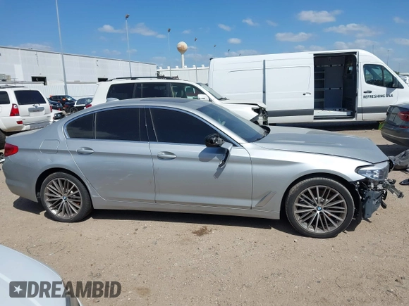 2020 BMW 5 Series 530i with VIN WBAJR3C09LWW65629, listed as a IAAI auction lot 41827147 with 24,324 mi miles and . Bid and sale history available at DreamBid. Image 13.