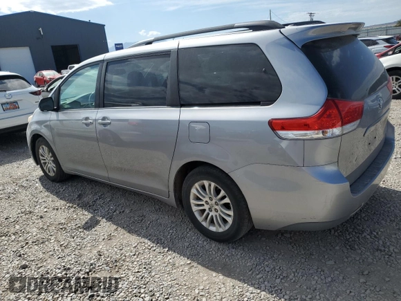 2012 Toyota Sienna XLE AAS z VIN 5TDYK3DC5CS251052, wystawiony jako Copart lot #63633905 z przebiegiem 204 013 mil mil oraz Czysty tytuł • Clean title. Historia ofert i sprzedaży dostępna na DreamBid. Obrazek 2.