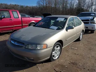2001 Nissan Altima GXE with VIN 1N4DL01A71C118438, listed as a IAAI auction lot 41538461 with 1 mi miles. Bid and sale history available at carsss.com. Image 2.