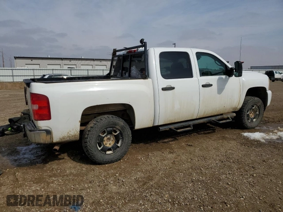 2010 Chevrolet Silverado 1500 LT with VIN 3GCRKSE38AG163444, listed as a Copart auction lot 51784665 with 208,772 mi miles and Salvage Title. Bid and sale history available at DreamBid. Image 3.