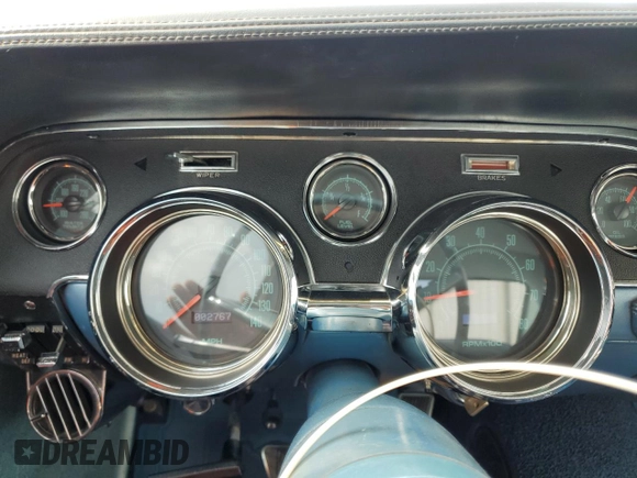 1967 Ford Mustang с VIN 7R01C191576, выставлен на аукционе Copart как лот 46864295 с пробегом 2 767 миль миль и Чистый • Clean title. История ставок и продаж доступна на DreamBid. Изображение 9.